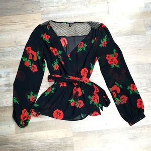 🌹Red Roses Black Blouse🌹